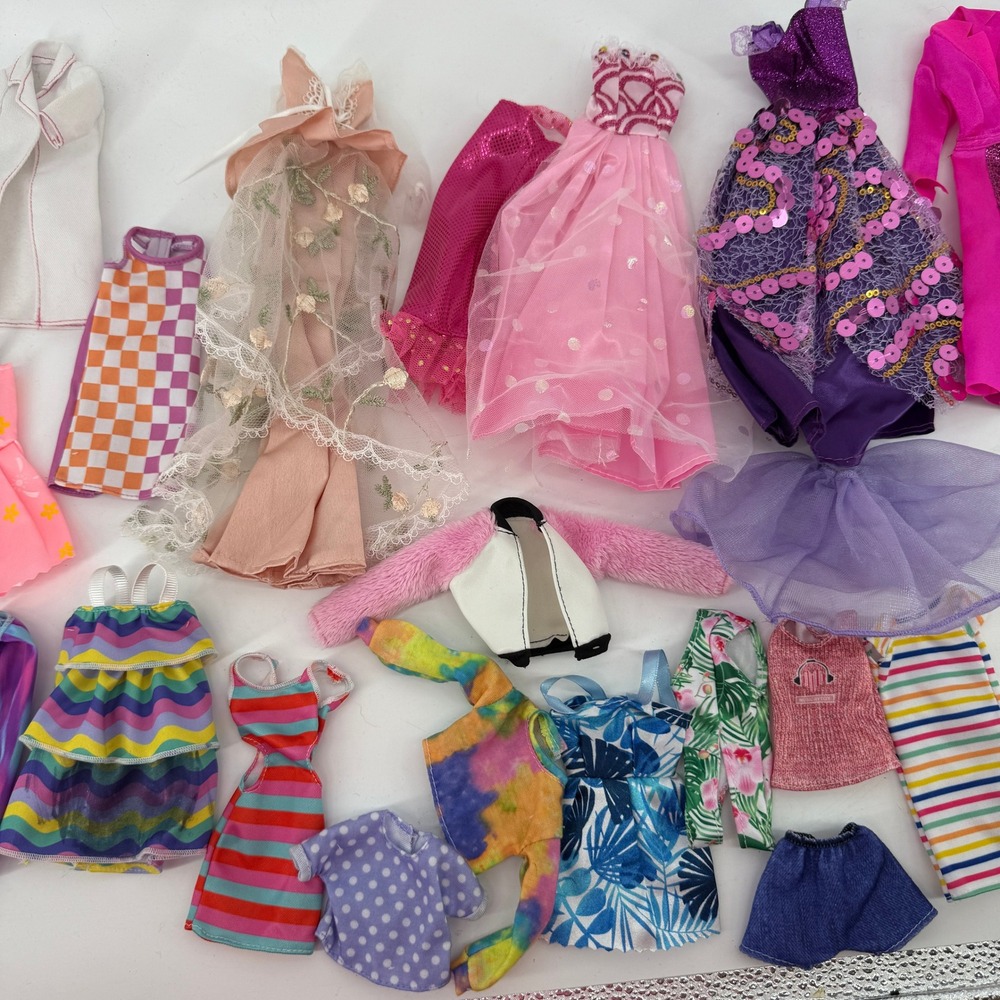 Mattel Barbie Doll Clothes Lot Kids OS Multicolor Dresses Gowns Outfits 25pc - Picture 3 of 11